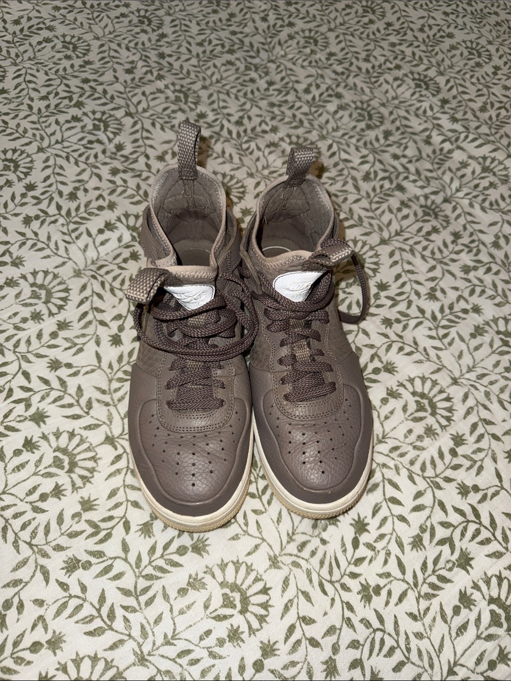 Nike Women's Brown/Tan High-Top Sneakers